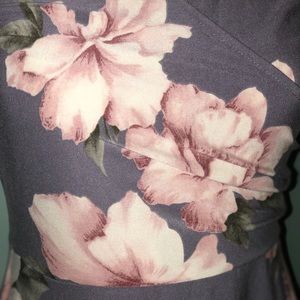 Kaileigh floral design dress size small